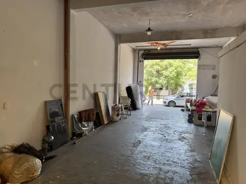 Galpon en Venta 52  mts Fondo