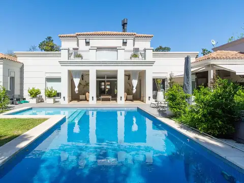 Venta casa cinco ambientes El Casco de Leloir