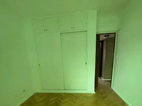 Departamento en Alquiler en Parque Patricios, $ 430.000