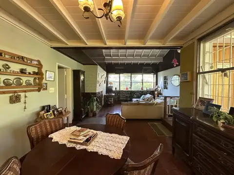 Casa en Venta en Ituzaingo, USD 320.000