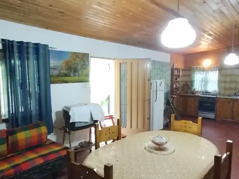 Casa 3 ambientes con 1 baño