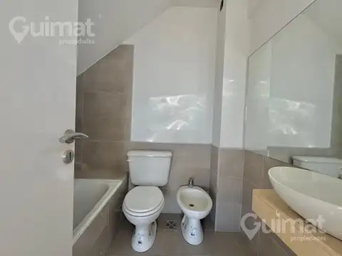 Departamento 3 ambientes con 2 baños