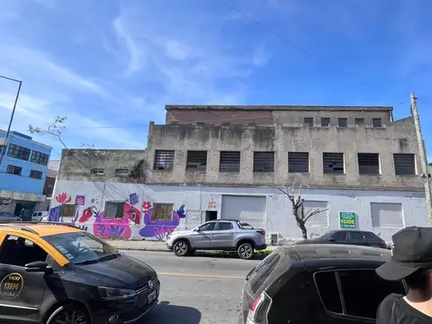 Galpón en venta en Avellaneda