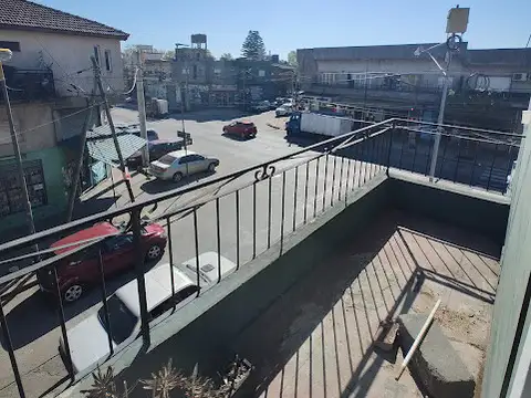 Departamento en Alquiler en Jose Leon Suarez, $ 420.000