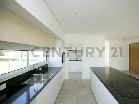 Casa en Venta en Coronel Brandsen, USD 245.000