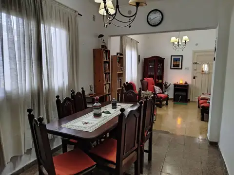 Depto Tipo Casa en Venta de 4 ambientes