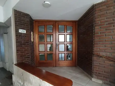 Oficina en Alquiler en Moron Sur, $ 280.000