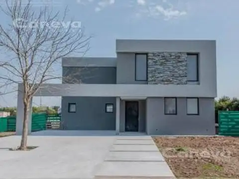 Casa en Venta en San Matias, USD 445.000