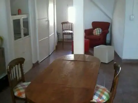 Casa 7 ambientes con 3 baños