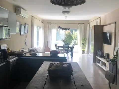 Casa 6 ambientes con 6 baños