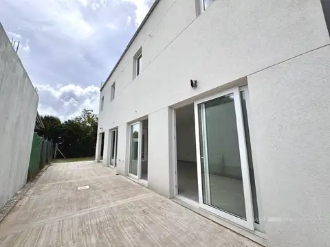 Departamento en Venta con 2 cocheras