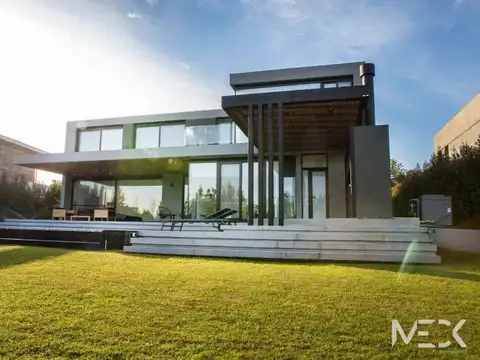 Casa  en Venta El Golf, Nordelta