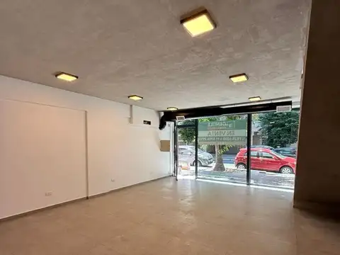 Local en Alquiler en Villa Luro, USD 2.000