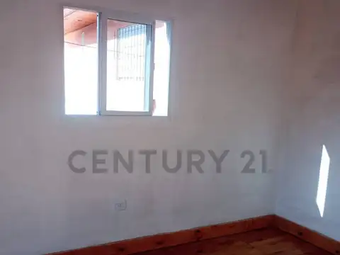 Depto Tipo Casa en Alquiler en Quilmes Oeste, $ 300.000