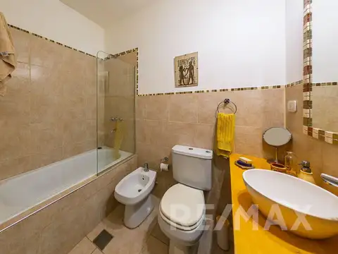 Casa 3 Amb. en Venta B° Los Arces Apto Credito