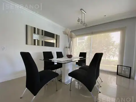 Casa en Venta al Este