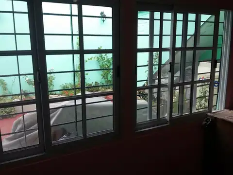 José Clemente Paz e/ Presidente Montt y Triunvirato