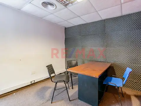 Oficina en Alquiler 56 años