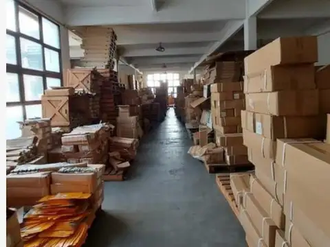 Galpon en Venta 51  mts Fondo