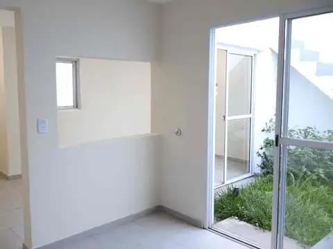 Depto Tipo Casa en Venta de 3 ambientes