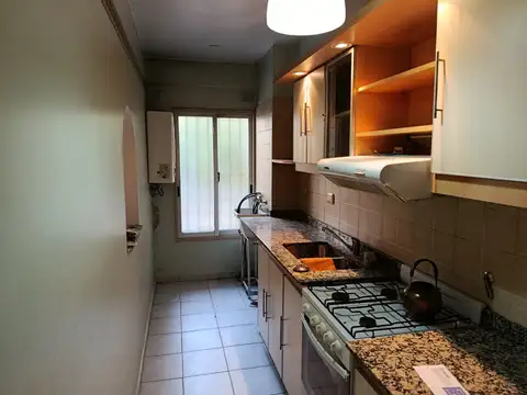 Hermoso y amplio dos ambientes en Almagro. A Metros Av. Corrientes y plaza Almagro