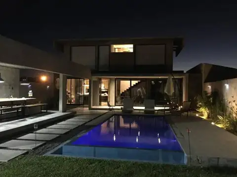 Casa en Venta en San Pedro, USD 220.000