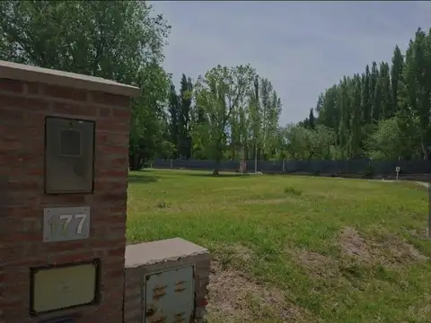 Terreno en Venta de 962,0 m2