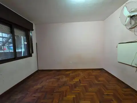 Depto Tipo Casa en Venta en Moron, USD 45.000