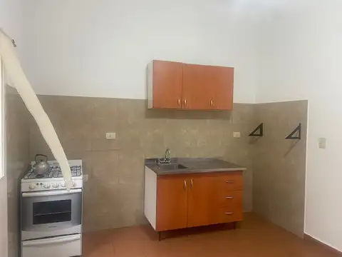 Venta de Galpon/Deposito con vivianda de 3 ambientes