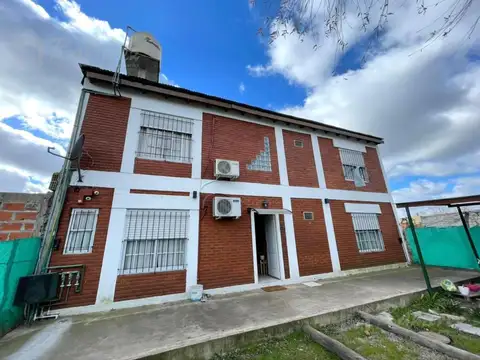 Casa 4 Ambientes En Venta - Francisco Alvarez, Moreno