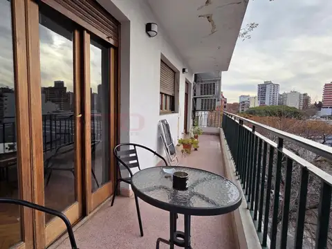 Venta ? Departamento ? 5 Ambientes con Balcon ? Colegiales