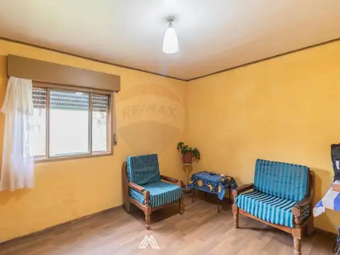 Presbitero Romulo Carlo 700