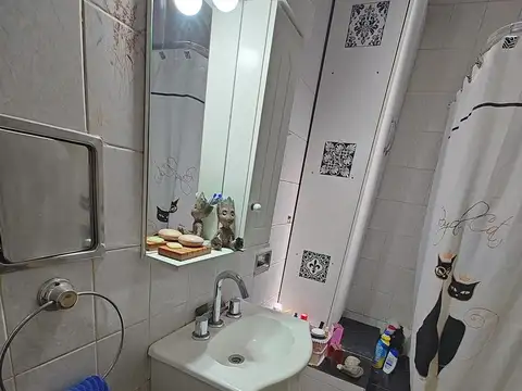 Casa en venta en Isidro Casanova