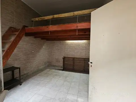 Depto Tipo Casa en Venta en Liniers, USD 57.000
