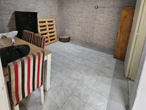 Depto Tipo Casa en Venta 40 años