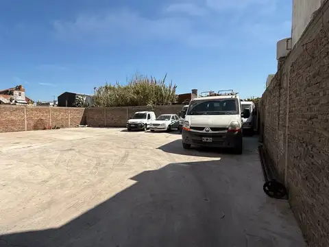 Galpon en Venta 50  mts Fondo