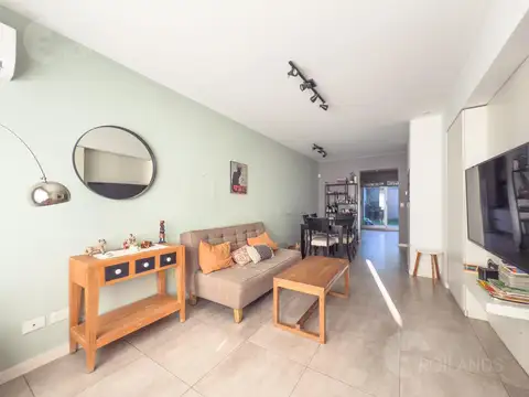 Depto Tipo Casa 4 ambientes con 2 baños