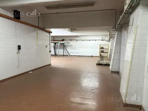 Galpon en Venta 10  mts Frente