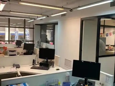 Oficina en Alquiler al Norte