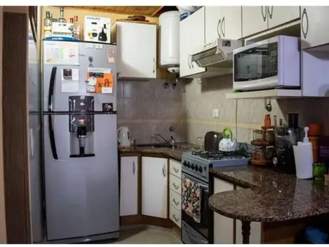 Departamento 4 ambientes con 2 baños