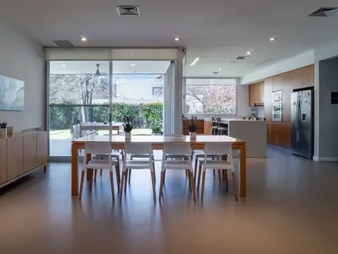 CASA EN VENTA  - COUNTRY LA BAHÍA - PUEBLO ESTHER