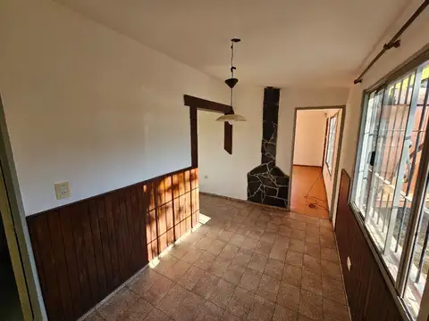 VENTA CASA VILLA GENERAL BELGRANO 2 DORM PILETA