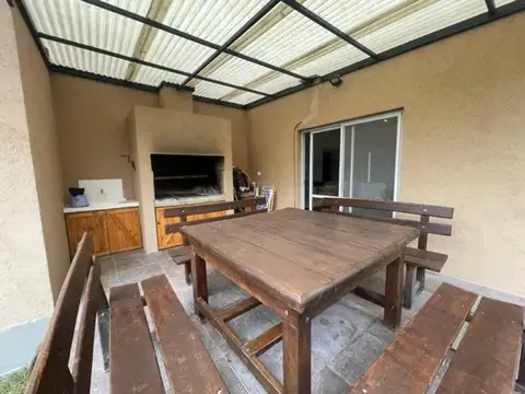 Casa en Venta en La Cañada - Los Arces, USD 200.000