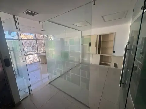 Galpon en Venta en Villa Ortuzar, USD 2.960.000