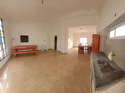 OPORTUNIDAD VENTA CASA MAS DOS DPTOS.AMPLIO LOTE