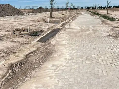 VENTA TERRENO FUNES LAKE