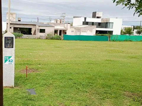 Terreno en venta en Docta Tejas 4 – Seguridad 24hs y ubicación estratégica para inversión