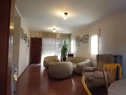 VENTA CASA 3 DORMITORIOS VILLA CENTENARIO CORDOBA