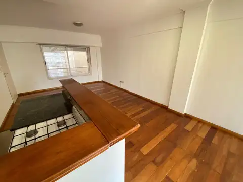 VENTA MONOAMBIENTE DIVISIBLE BALCON FLORES