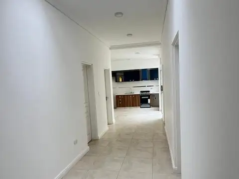 Casa en Venta en Lomas De Zamora, USD 133.000